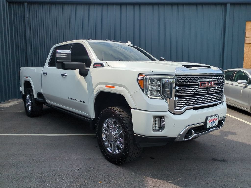 Used 2022 GMC Sierra 2500 Denali AWD/4WD image 3