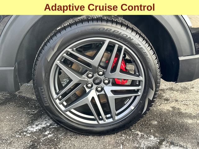 Certified 2025 Ford Explorer ST-Line w/ ST-Line Street Pack image 14