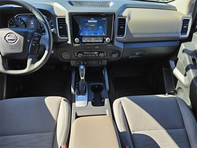 Used 2022 Nissan Frontier SV image 14