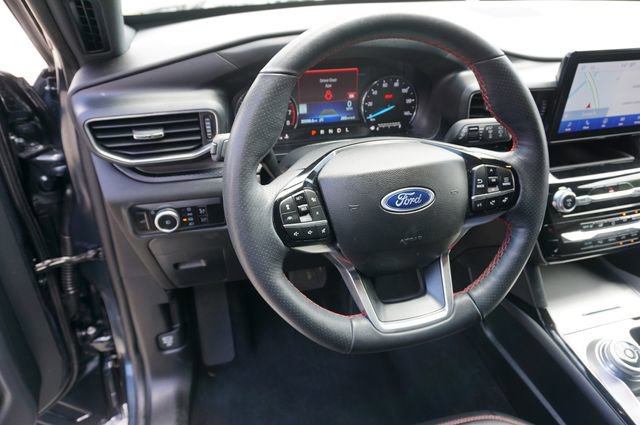 Certified 2023 Ford Explorer ST-Line w/ Class IV Trailer Tow Package RWD image 18