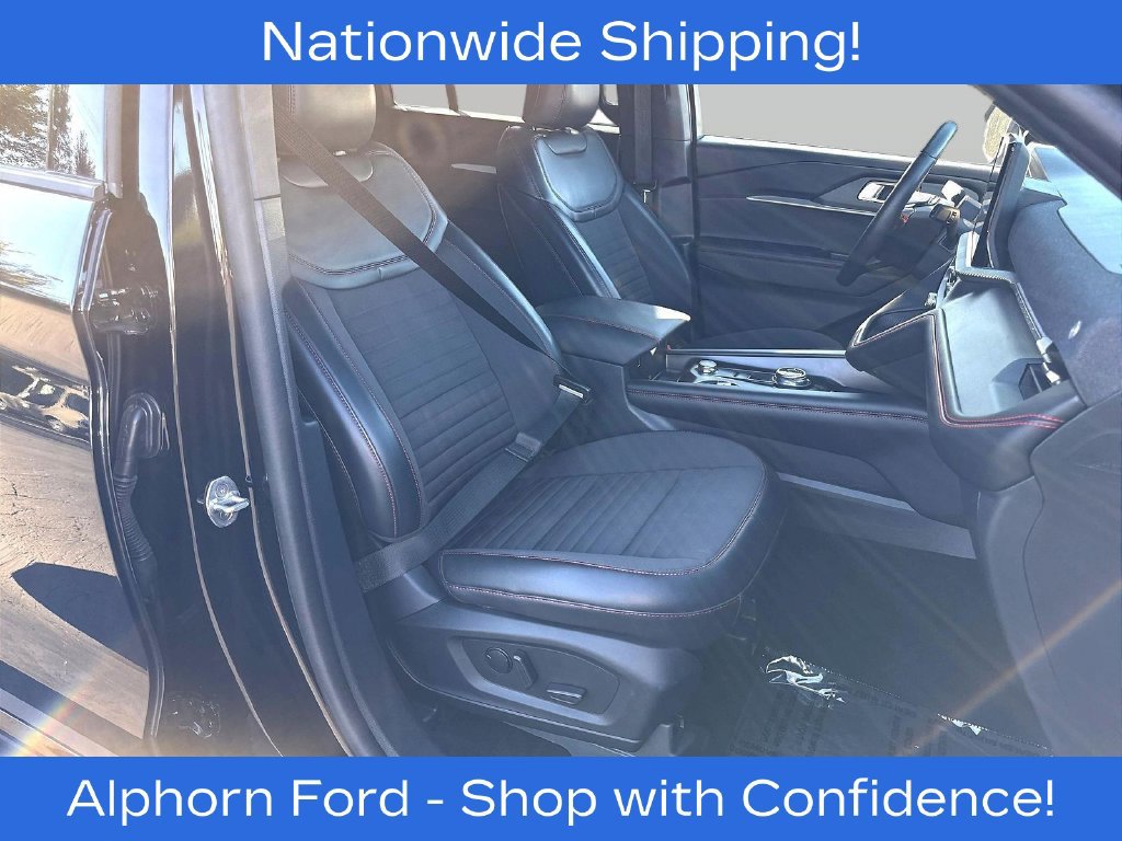 Certified 2025 Ford Explorer ST-Line w/ ST-Line Street Pack AWD/4WD image 31