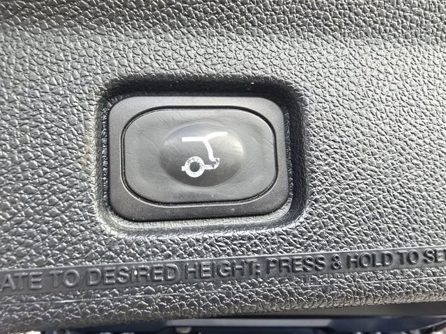 Certified 2018 Ford Explorer Limited w/ Equipment Group 301A AWD/4WD image 21