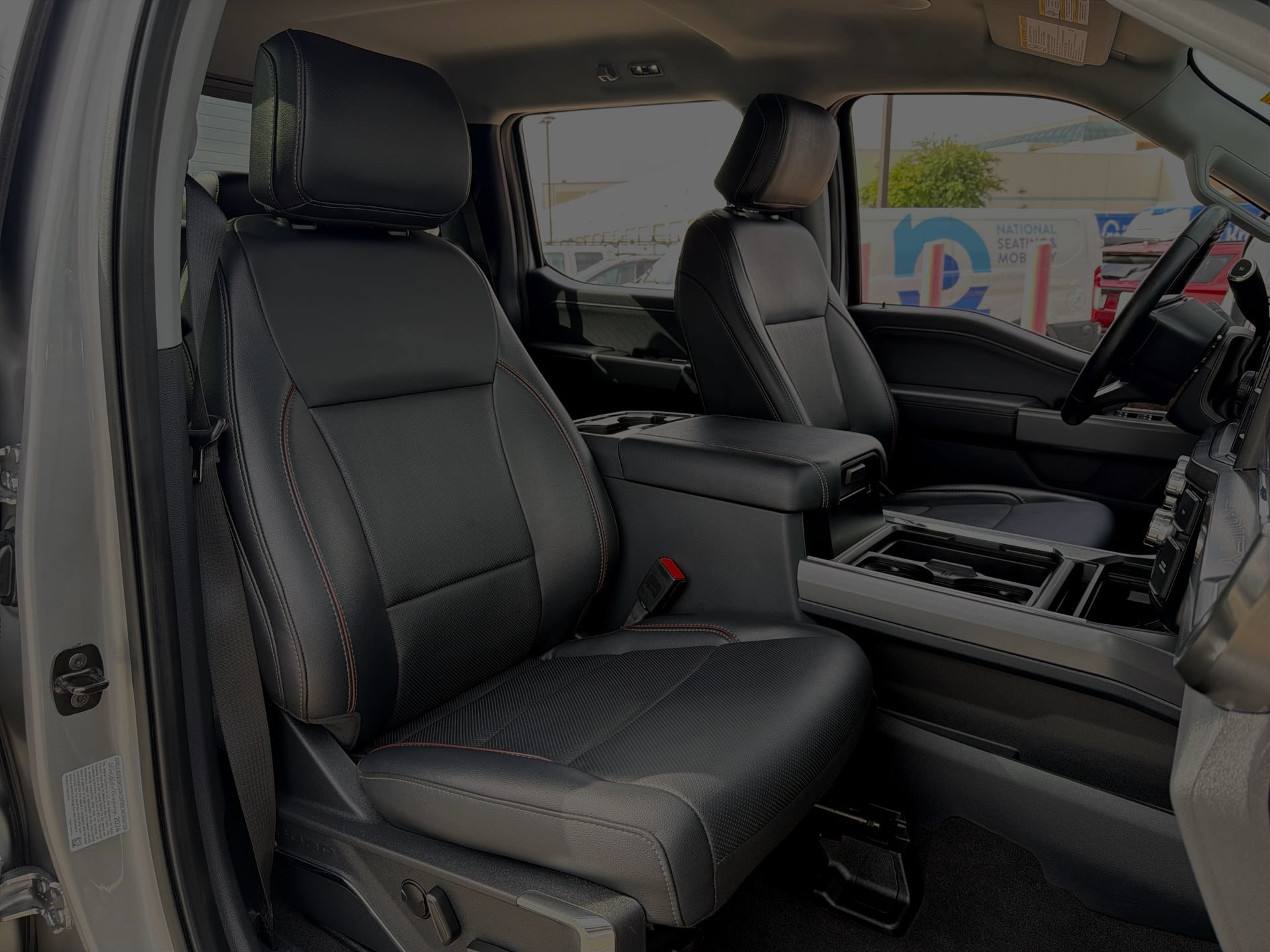 Certified 2024 Ford F250 Lariat w/ Lariat Ultimate Package AWD/4WD image 24