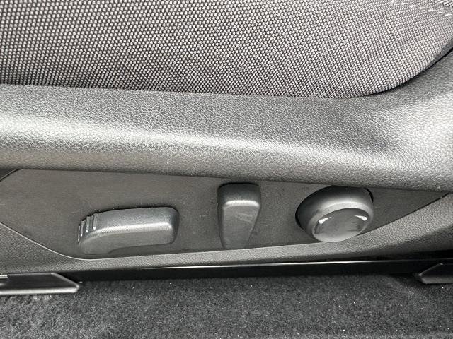 Used 2024 Subaru Crosstrek 2.0i Premium image 14