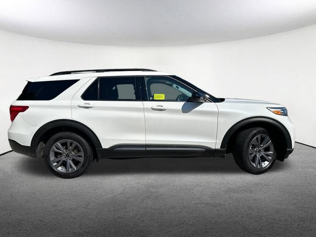 Certified 2023 Ford Explorer XLT w/ Equipment Group 202A AWD/4WD image 16