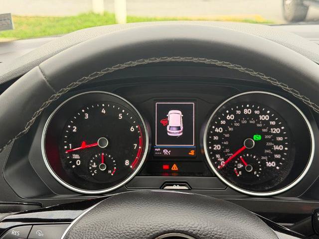 Used 2021 Volkswagen Tiguan SE FWD image 17