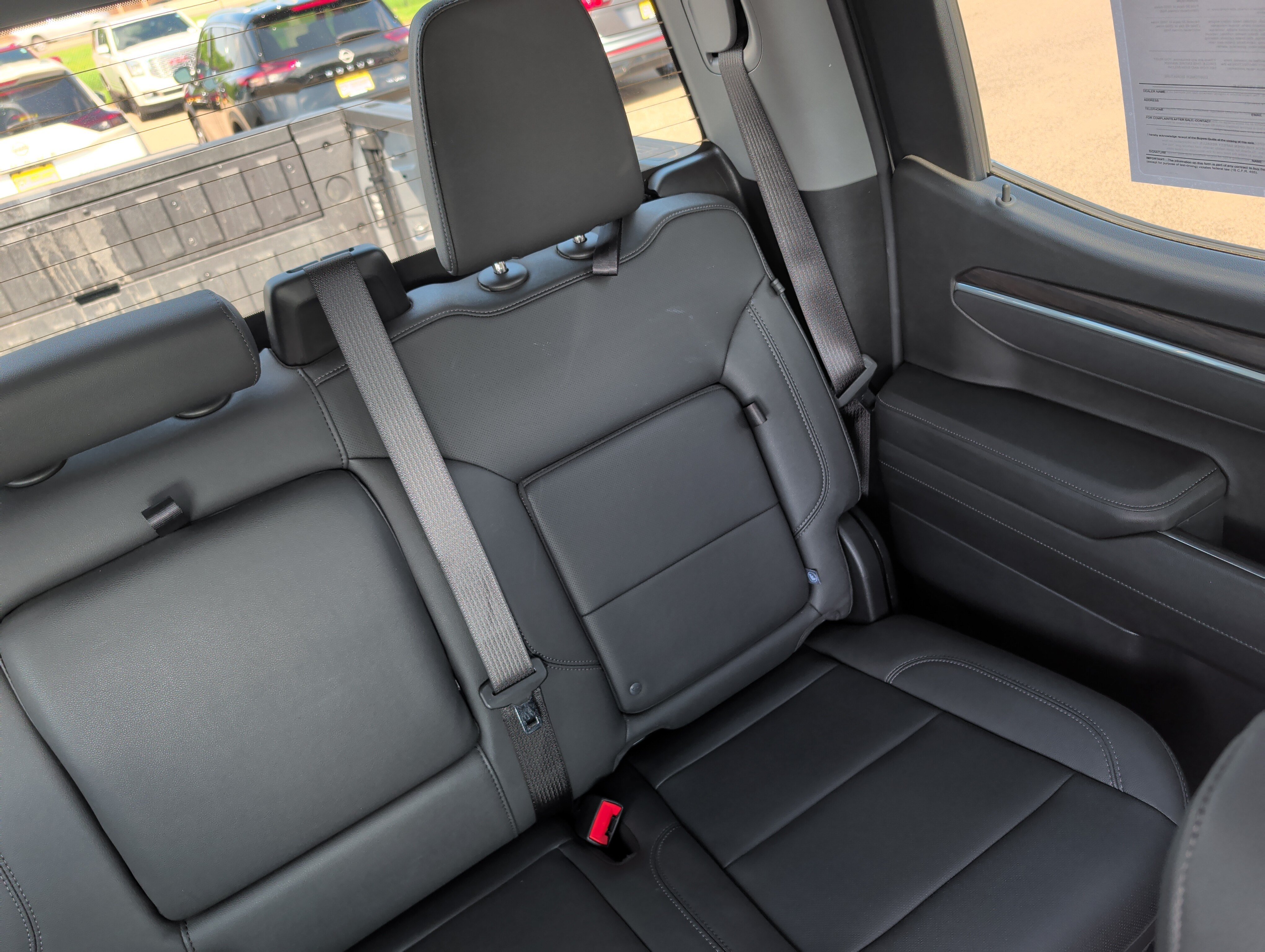 Used 2025 GMC Sierra 1500 SLT AWD/4WD image 14