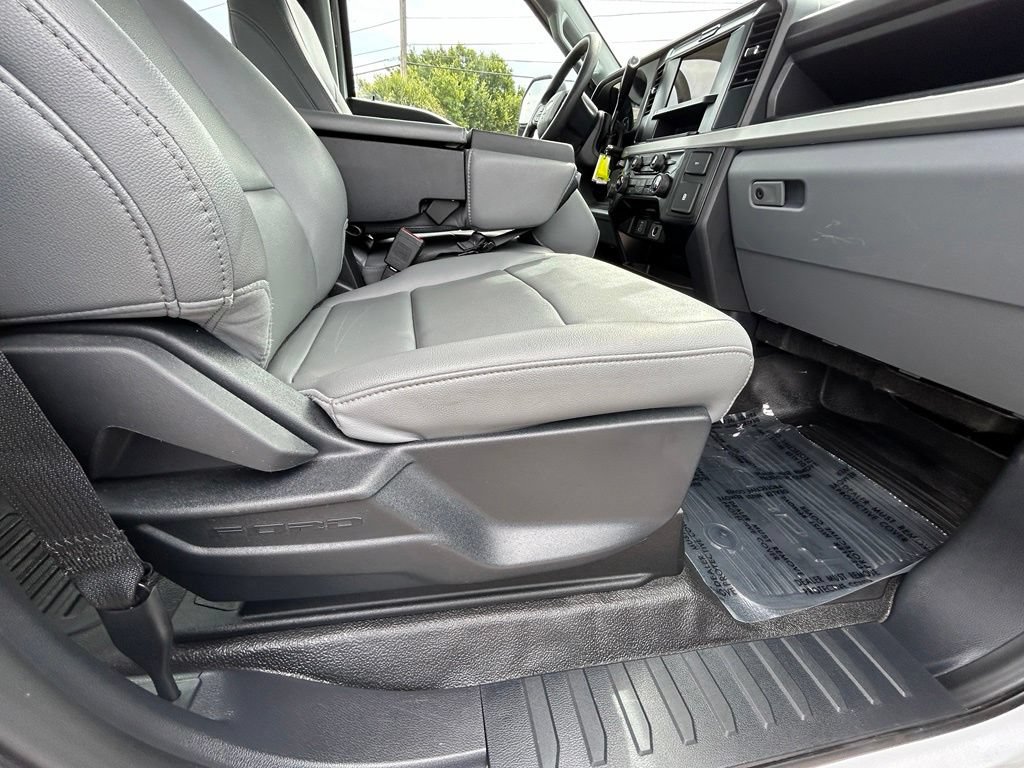 Certified 2026 Ford F250 XL AWD/4WD image 26