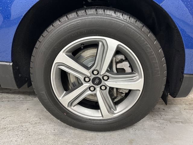 Certified 2024 Ford Edge SEL w/ Convenience Package image 2