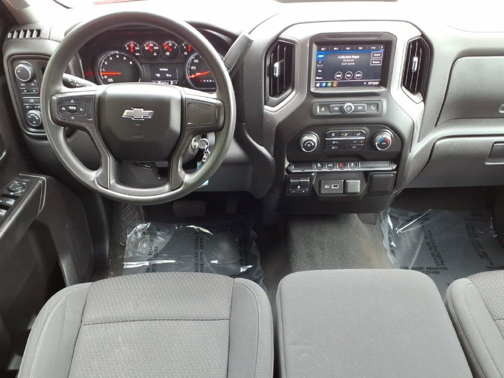 Used 2021 Chevrolet Silverado 1500 Custom Trail Boss AWD/4WD image 15