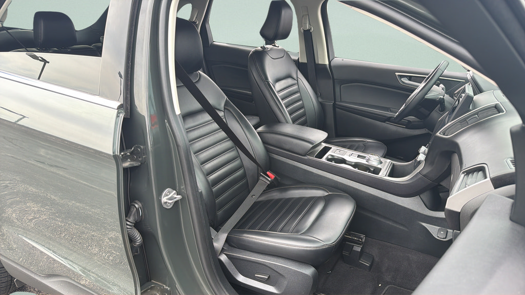 Certified 2024 Ford Edge SEL AWD/4WD image 19