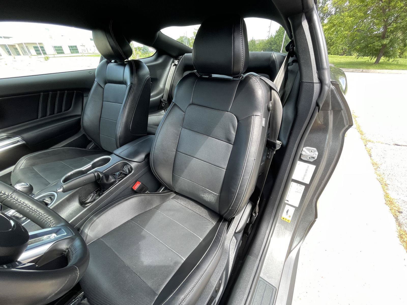 Certified 2020 Ford Mustang GT Premium w/ Black Accent Package RWD image 18