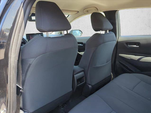 Used 2021 Toyota Corolla LE FWD image 16