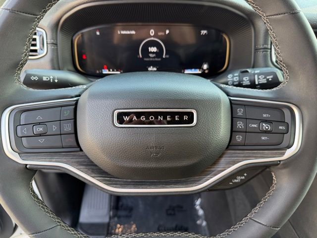 Used 2024 Jeep Wagoneer L Series II RWD image 15