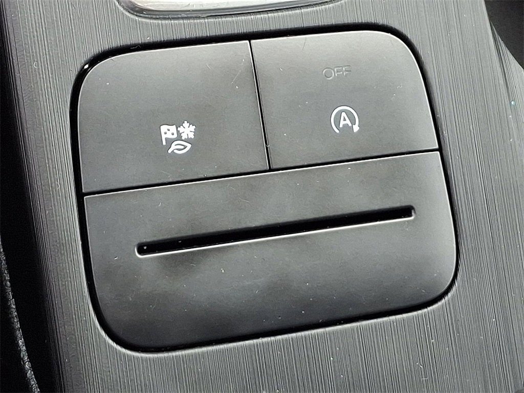 Certified 2020 Ford Escape SEL image 26