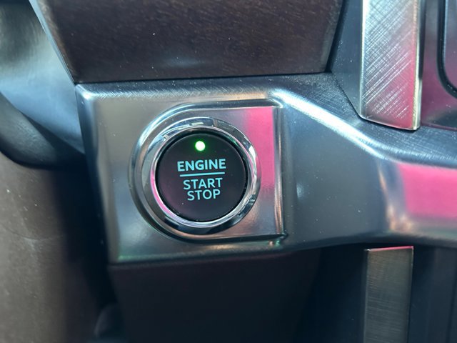 Certified 2022 Ford F150 King Ranch w/ Equipment Group 601A High image 24