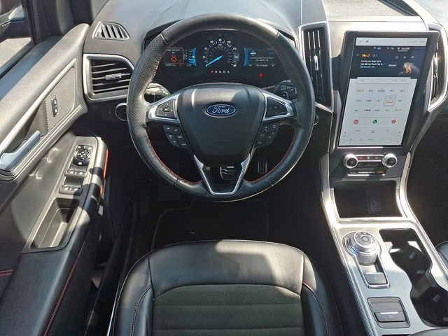 Certified 2023 Ford Edge ST-Line w/ Class II Trailer Tow Package AWD/4WD image 12