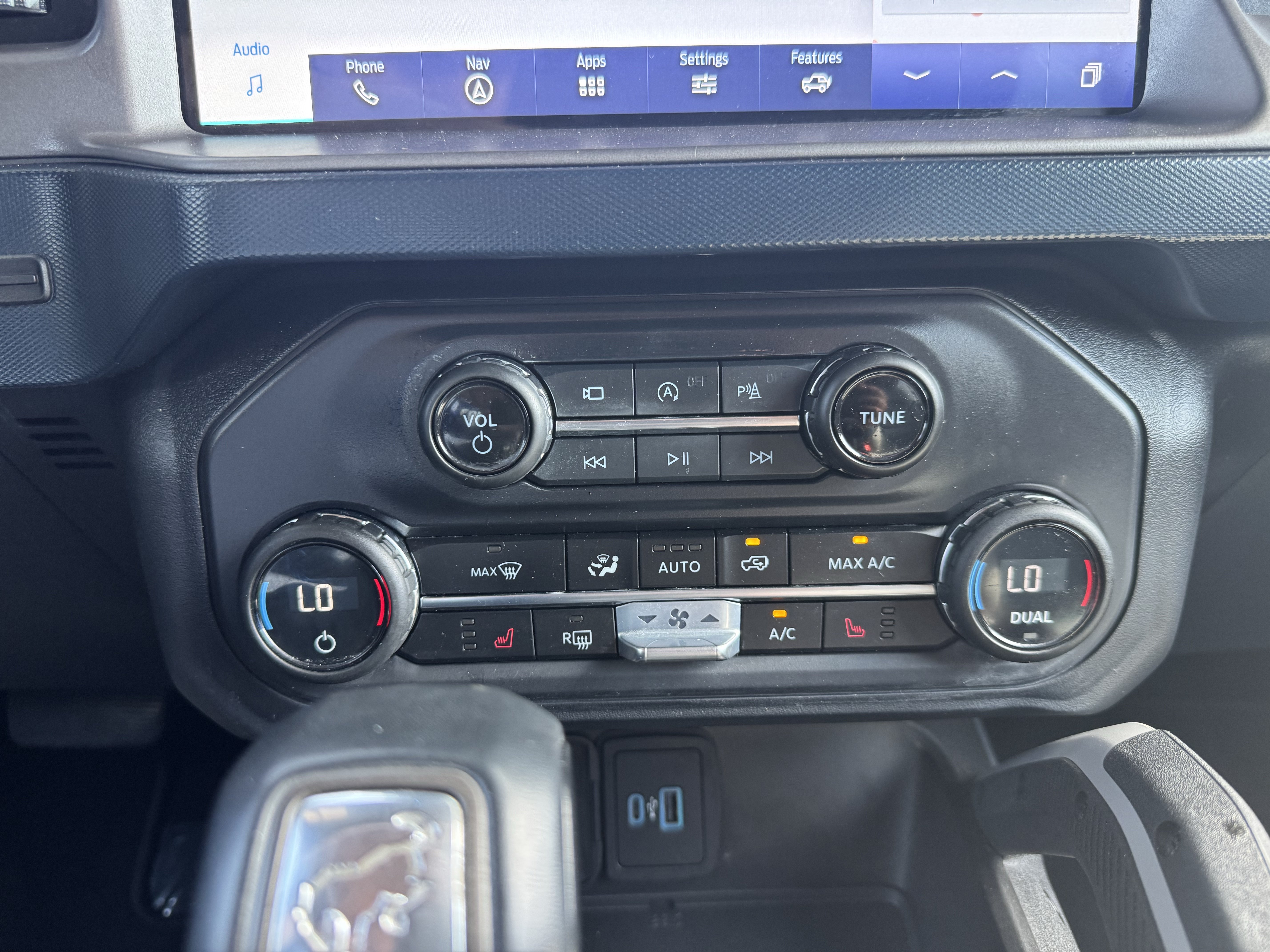 Certified 2023 Ford Bronco Outer Banks AWD/4WD image 14