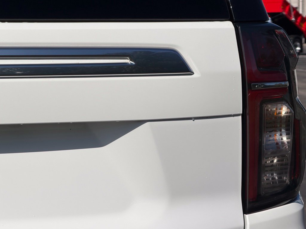 Used 2024 Chevrolet Tahoe High Country AWD/4WD image 11