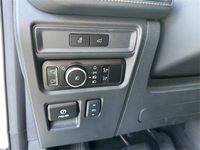 Certified 2024 Ford Expedition Max Platinum image 30