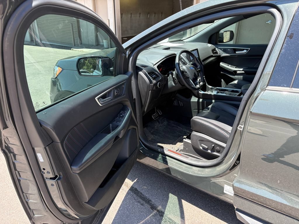 Certified 2024 Ford Edge ST w/ Equipment Group 401A AWD/4WD image 17