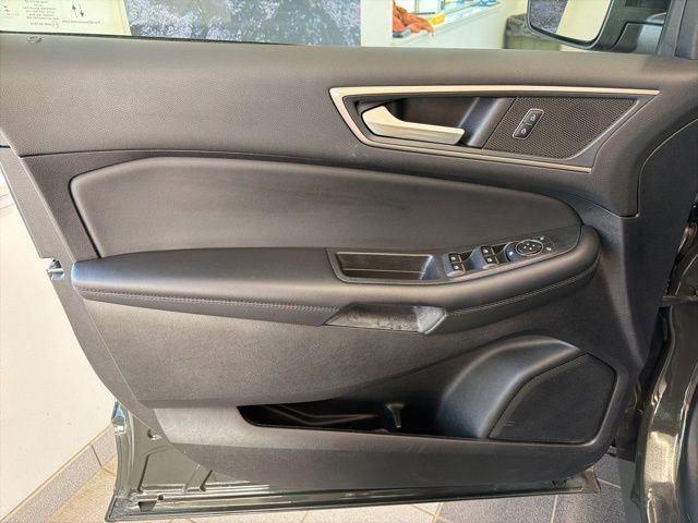 Certified 2024 Ford Edge SEL w/ Convenience Package AWD/4WD image 19