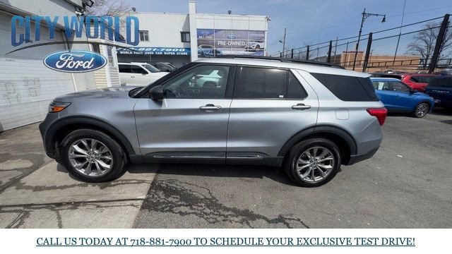 Certified 2022 Ford Explorer XLT w/ Equipment Group 202A image 2