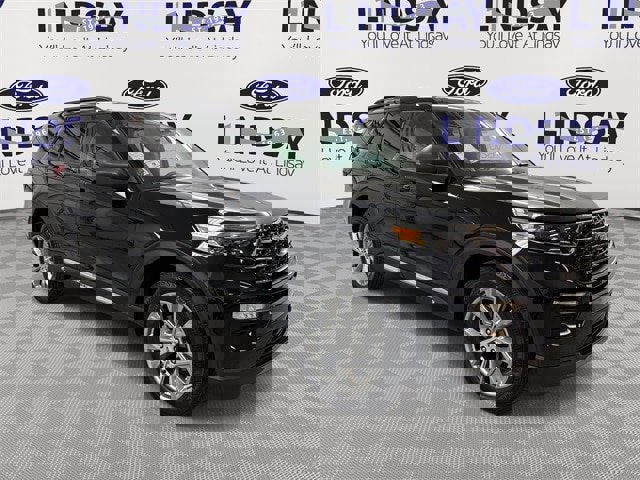 Certified 2023 Ford Explorer XLT w/ Equipment Group 202A