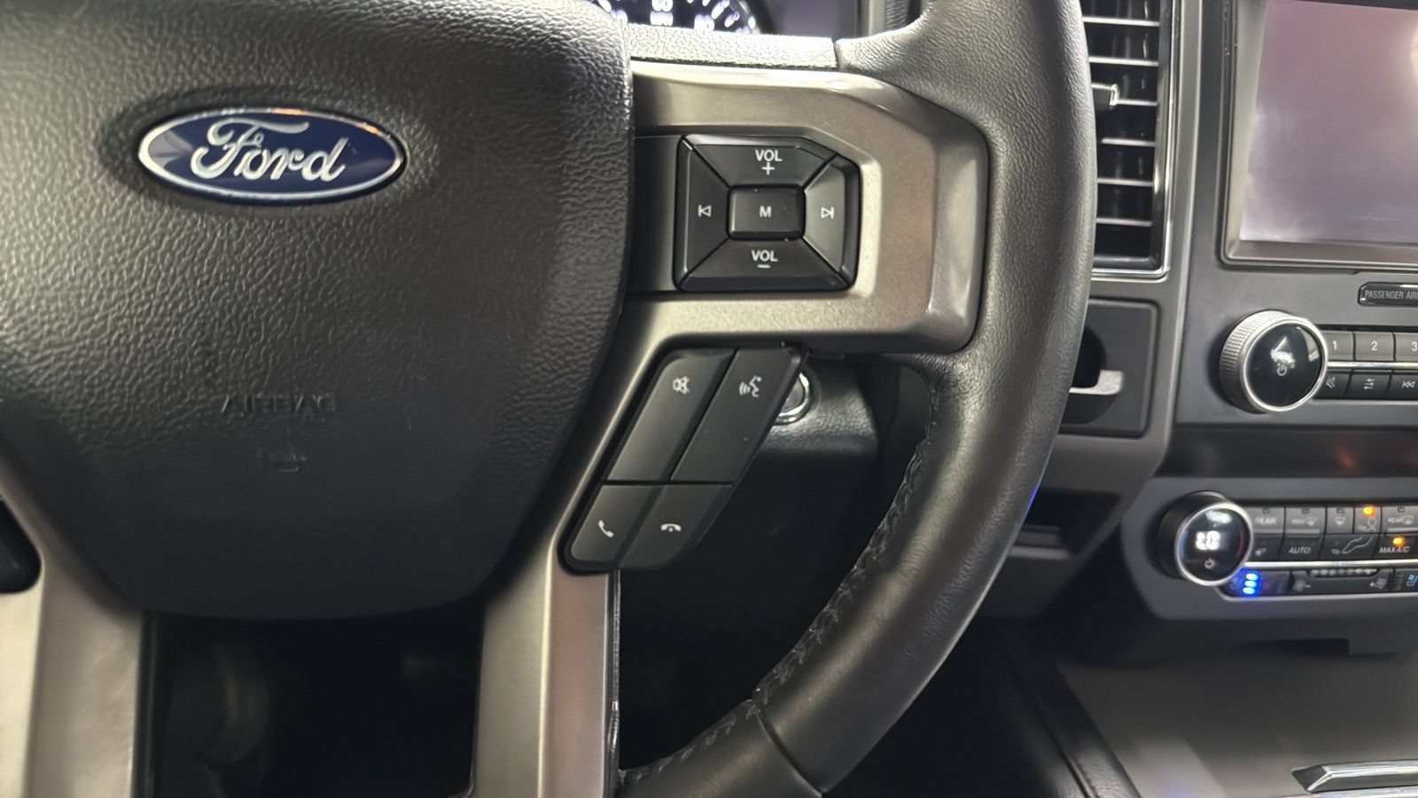 Certified 2021 Ford Expedition XLT RWD image 15