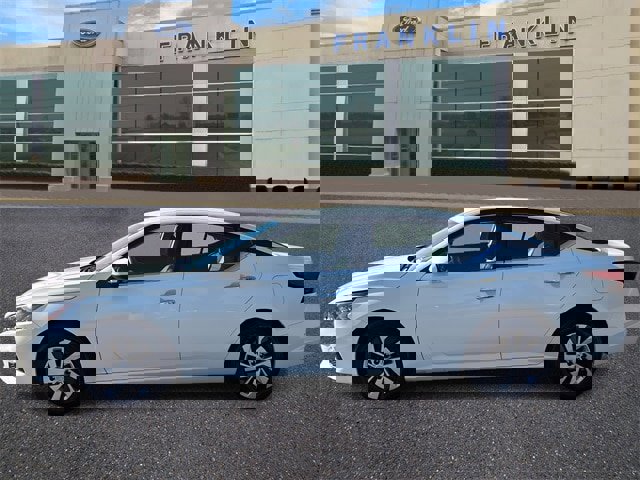 Used 2022 Nissan Altima 2.5 S image 2