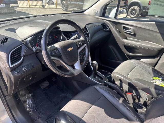 Used 2020 Chevrolet Trax LT w/ Driver Confidence Package FWD image 19