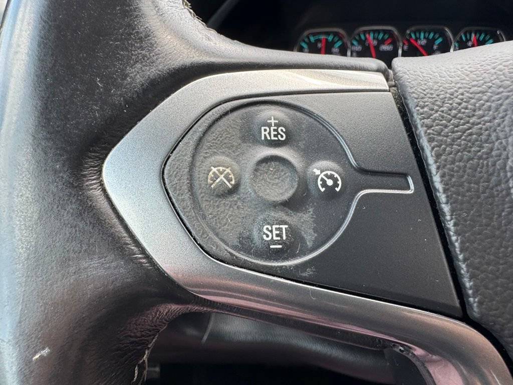 Used 2017 Chevrolet Silverado 1500 LT w/ All Star Edition AWD/4WD image 33