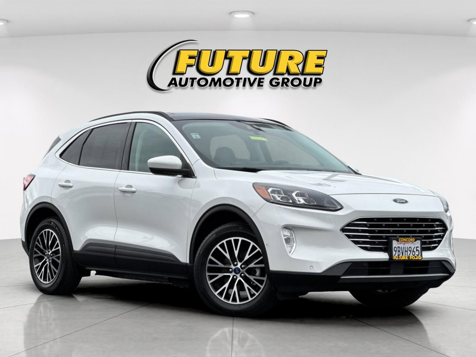 Certified 2022 Ford Escape Titanium w/ Titanium Premium Package