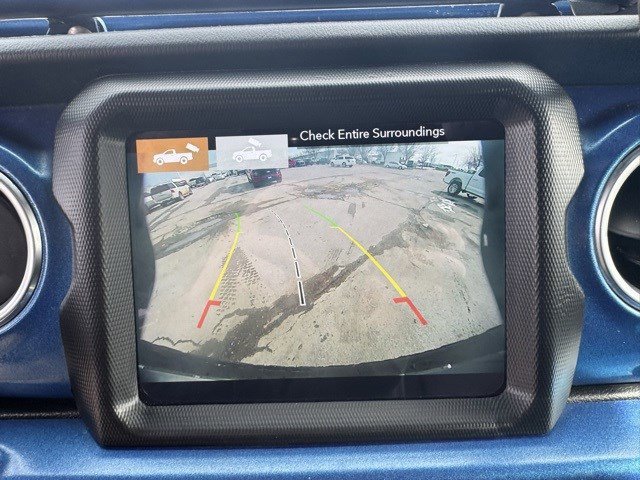 Used 2018 Jeep Wrangler Unlimited Sahara image 20