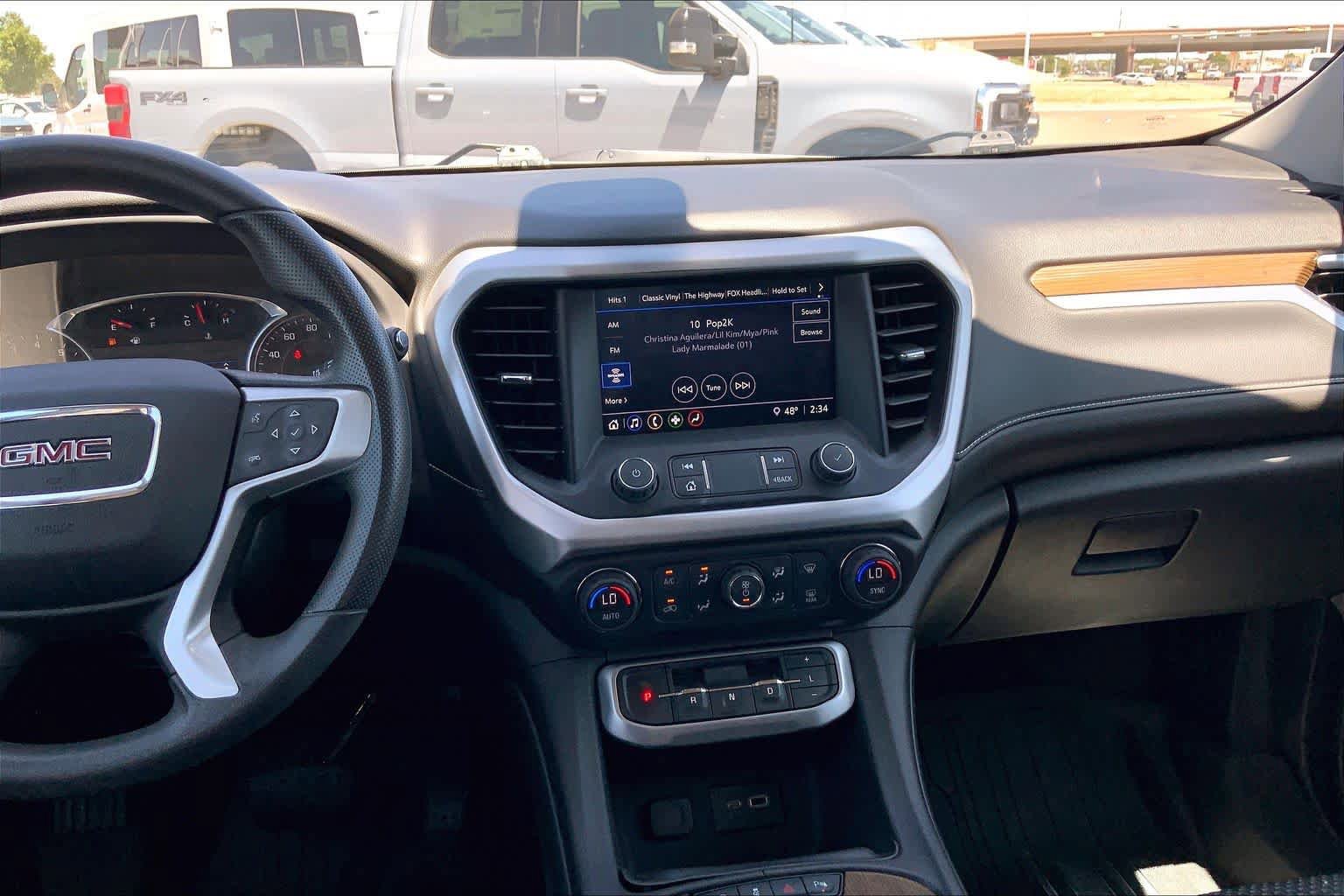 Used 2021 GMC Acadia SLE w/ Driver Convenience Package FWD image 7