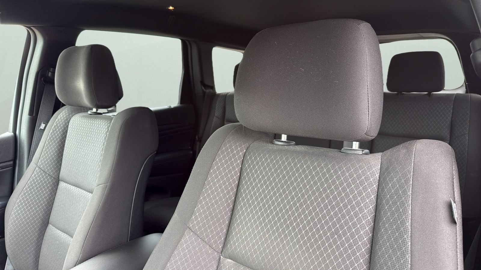 Used 2021 Jeep Grand Cherokee Laredo RWD image 9