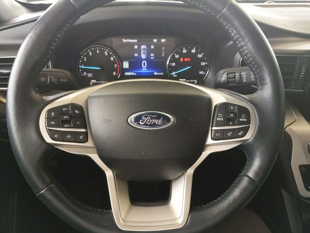 Certified 2023 Ford Explorer XLT w/ Equipment Group 202A AWD/4WD image 18