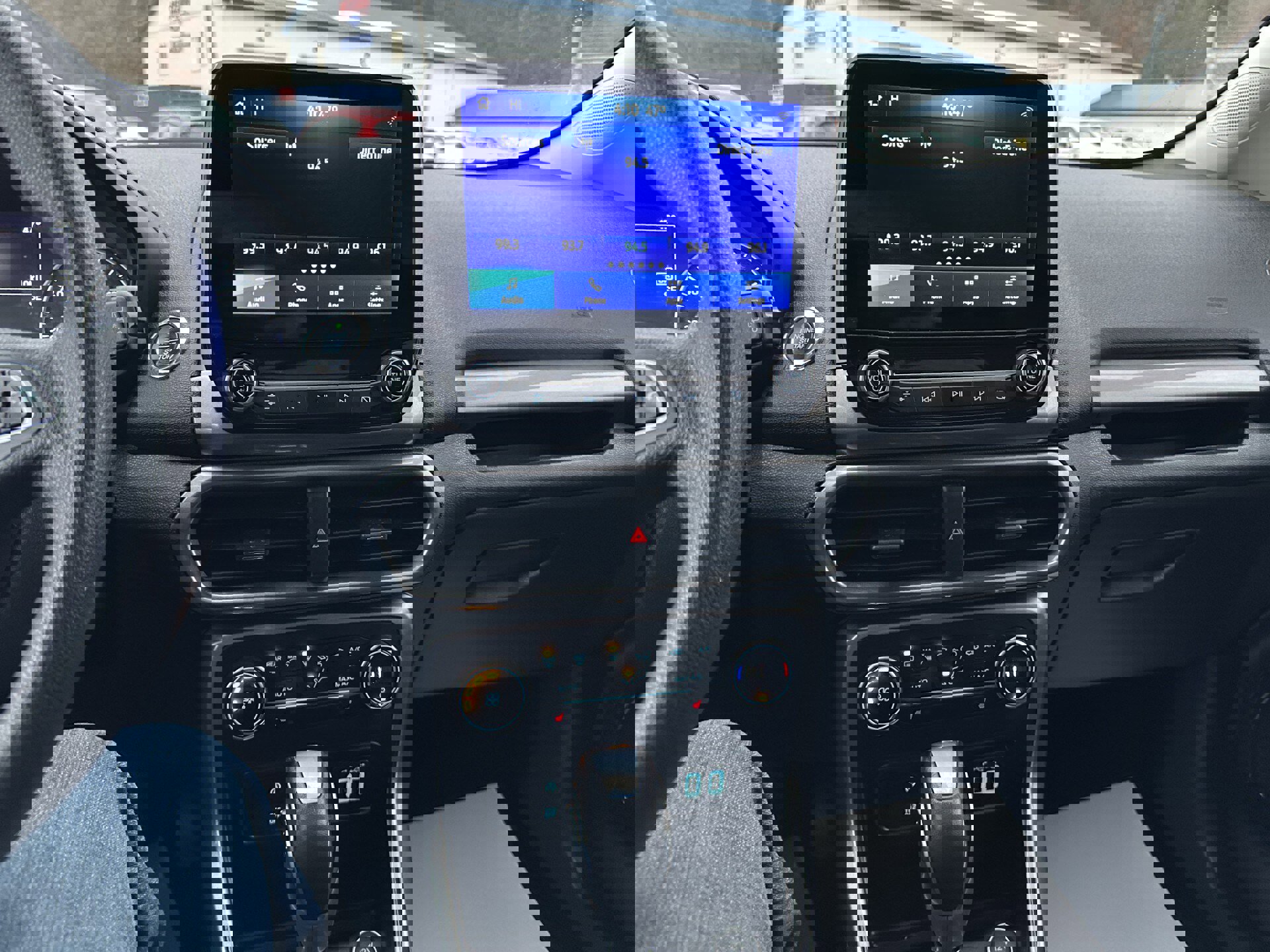 Certified 2021 Ford EcoSport SE image 12