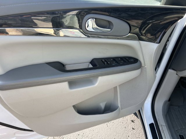 Used 2017 Buick Enclave Convenience w/ Trailering Package FWD image 16