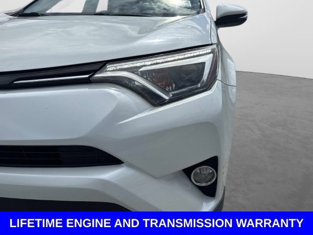 Used 2018 Toyota RAV4 Limited FWD image 10