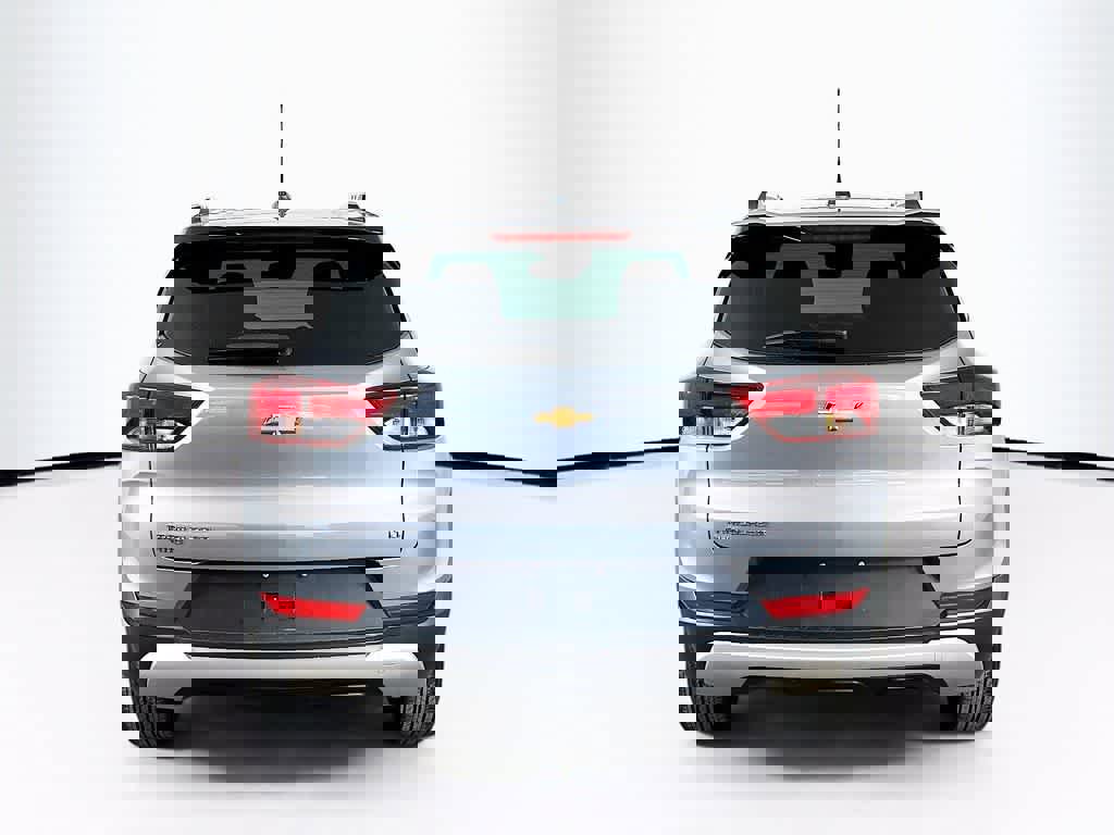 Used 2023 Chevrolet TrailBlazer LT w/ Convenience Package image 5