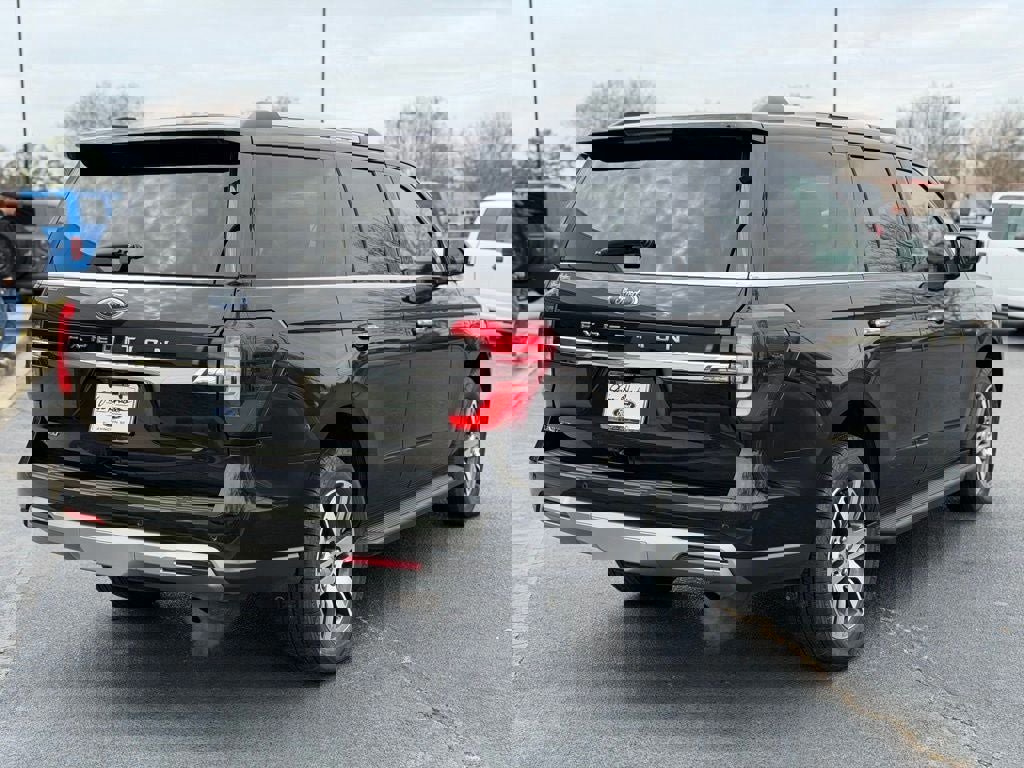 Certified 2024 Ford Expedition Limited image 5