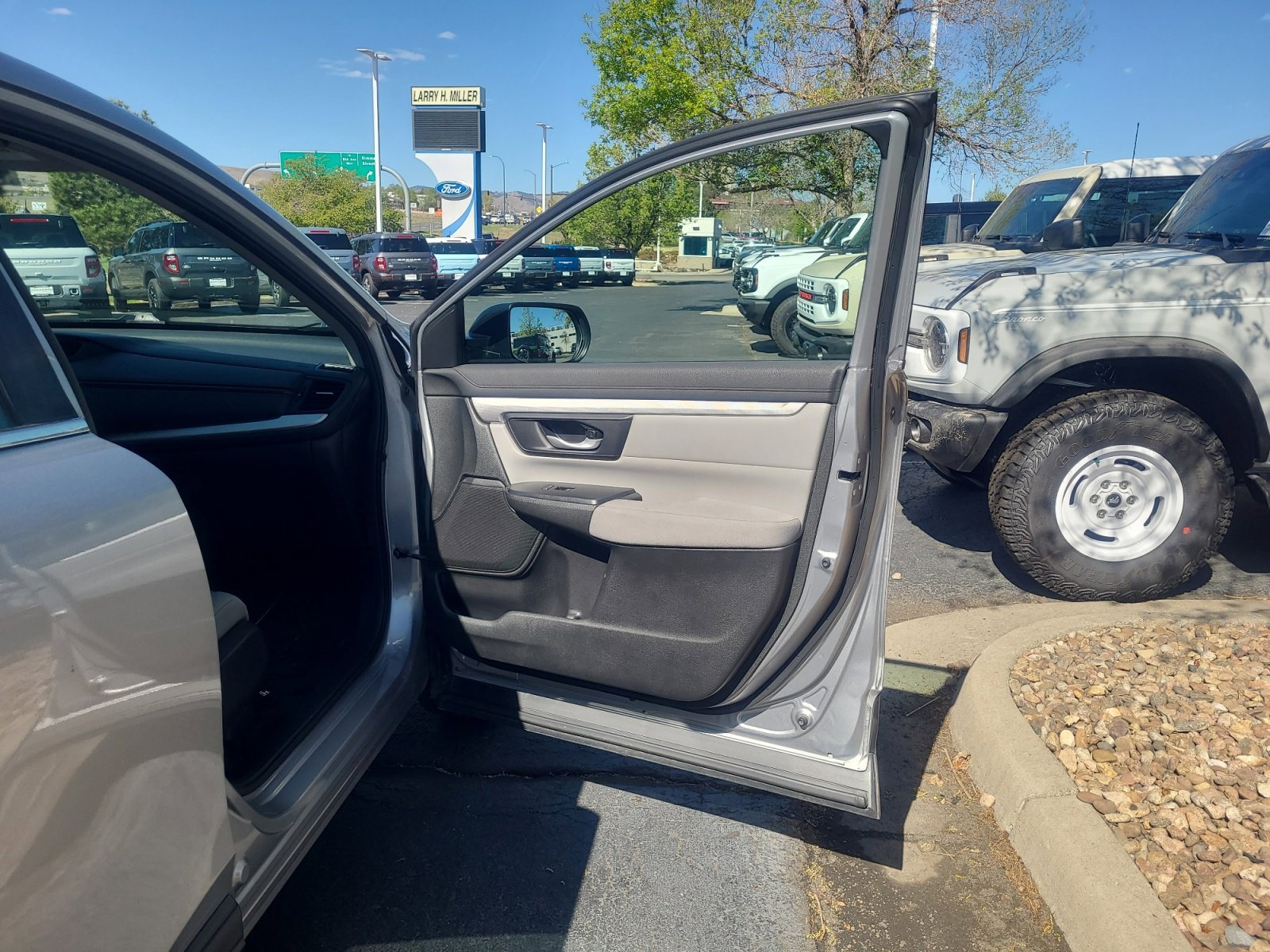 Used 2018 Honda CR-V LX image 16