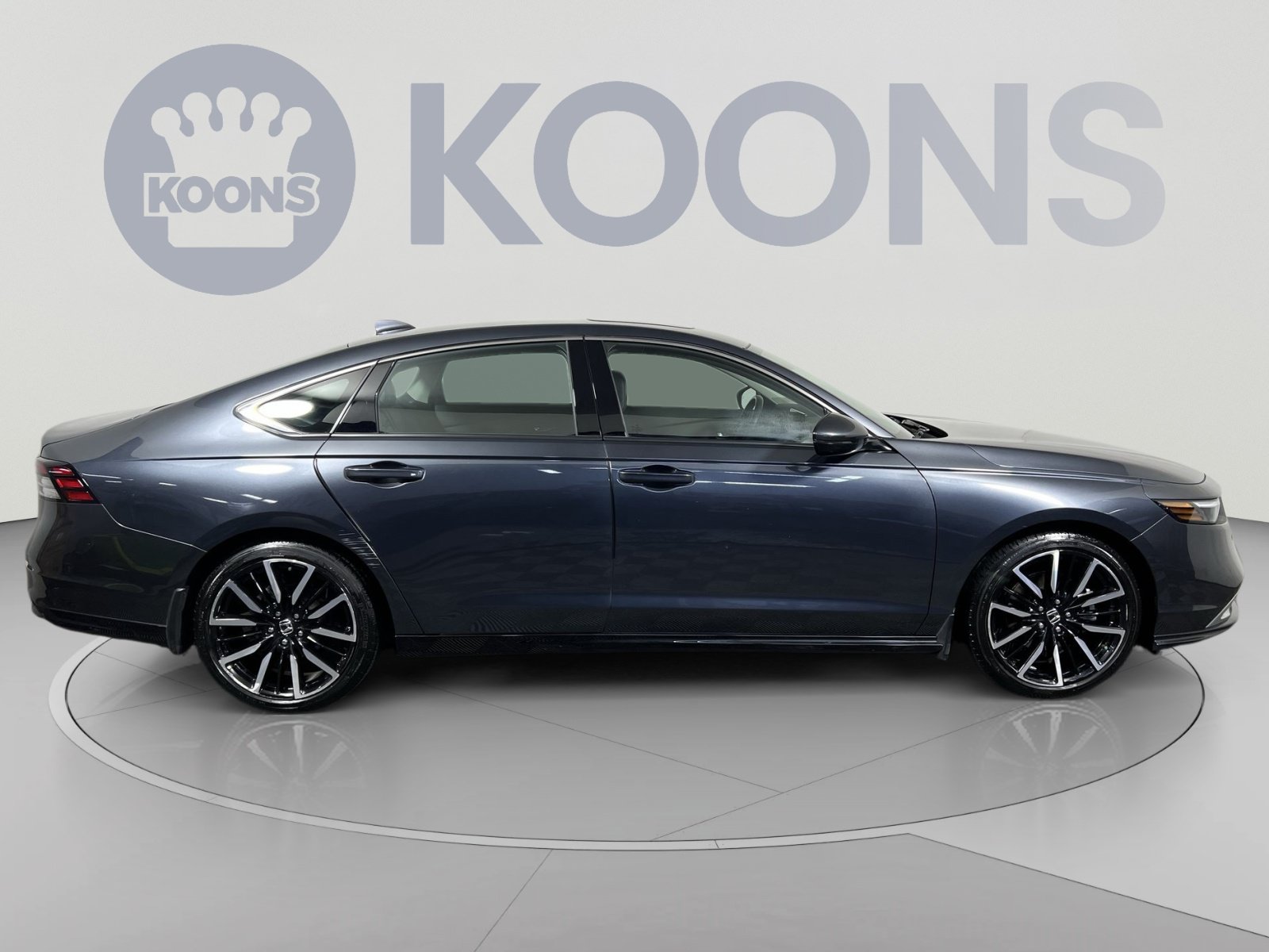 Used 2024 Honda Accord Touring image 12