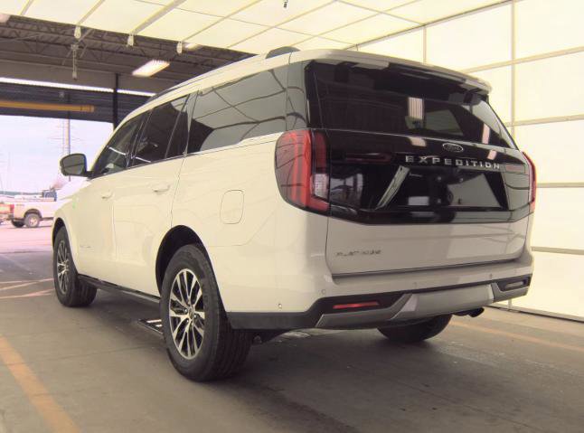 Certified 2025 Ford Expedition Platinum image 2
