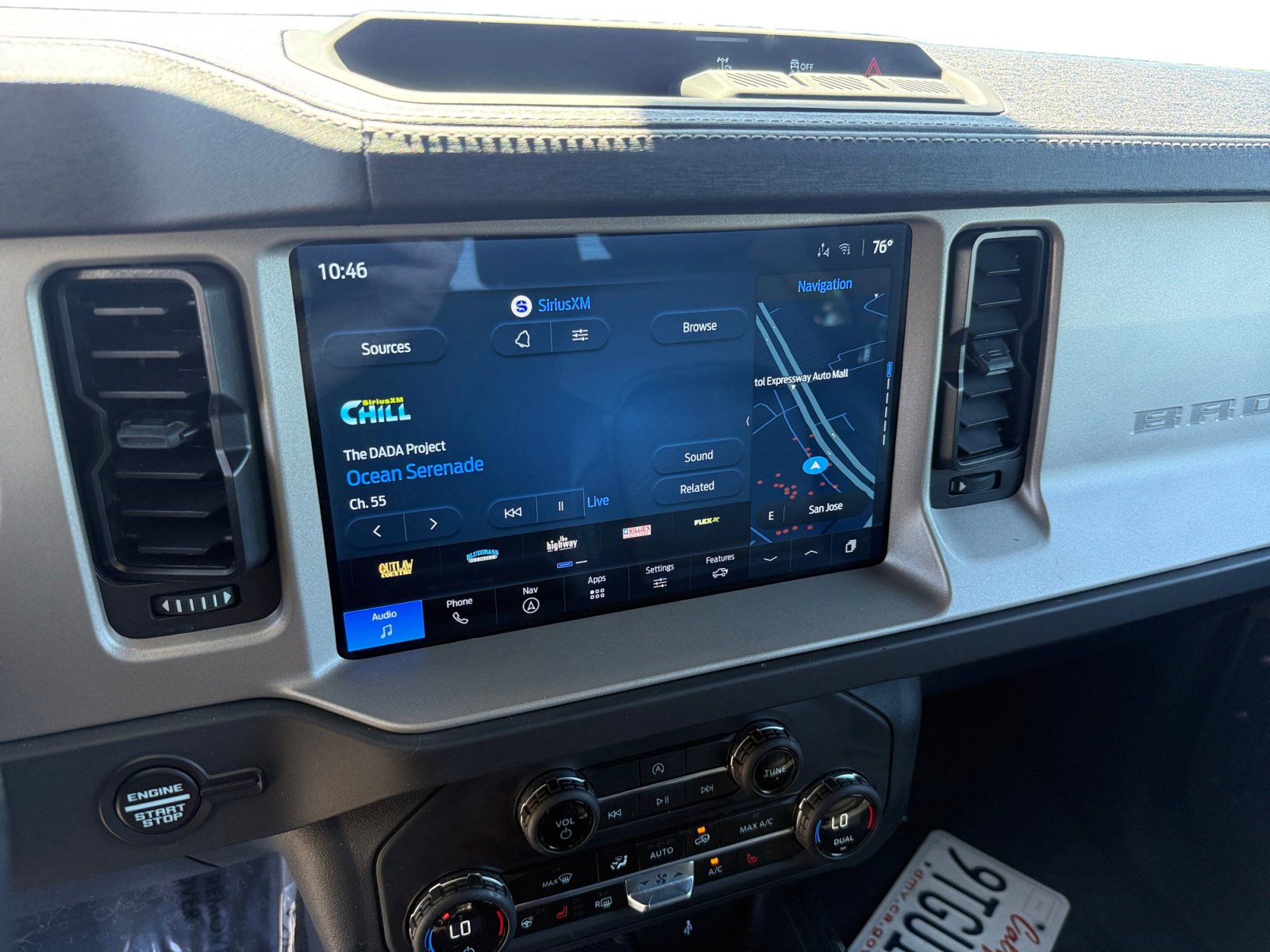 Certified 2025 Ford Bronco Outer Banks AWD/4WD image 12