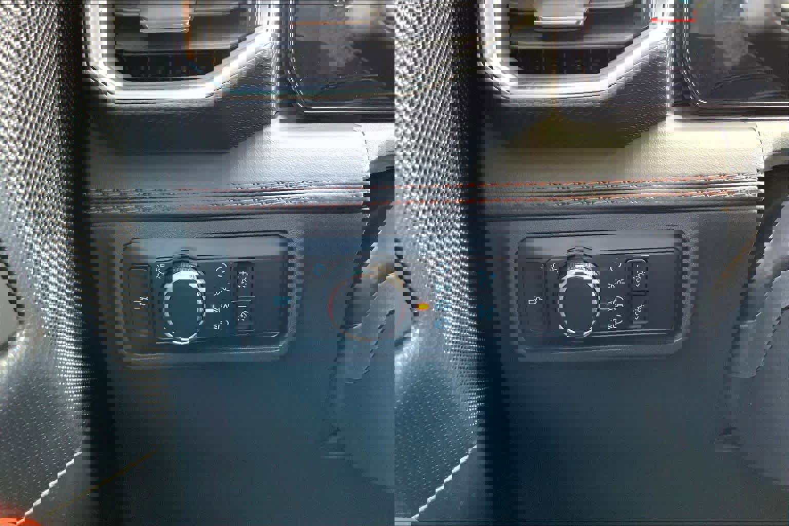 Certified 2024 Ford Mustang GT Premium image 34