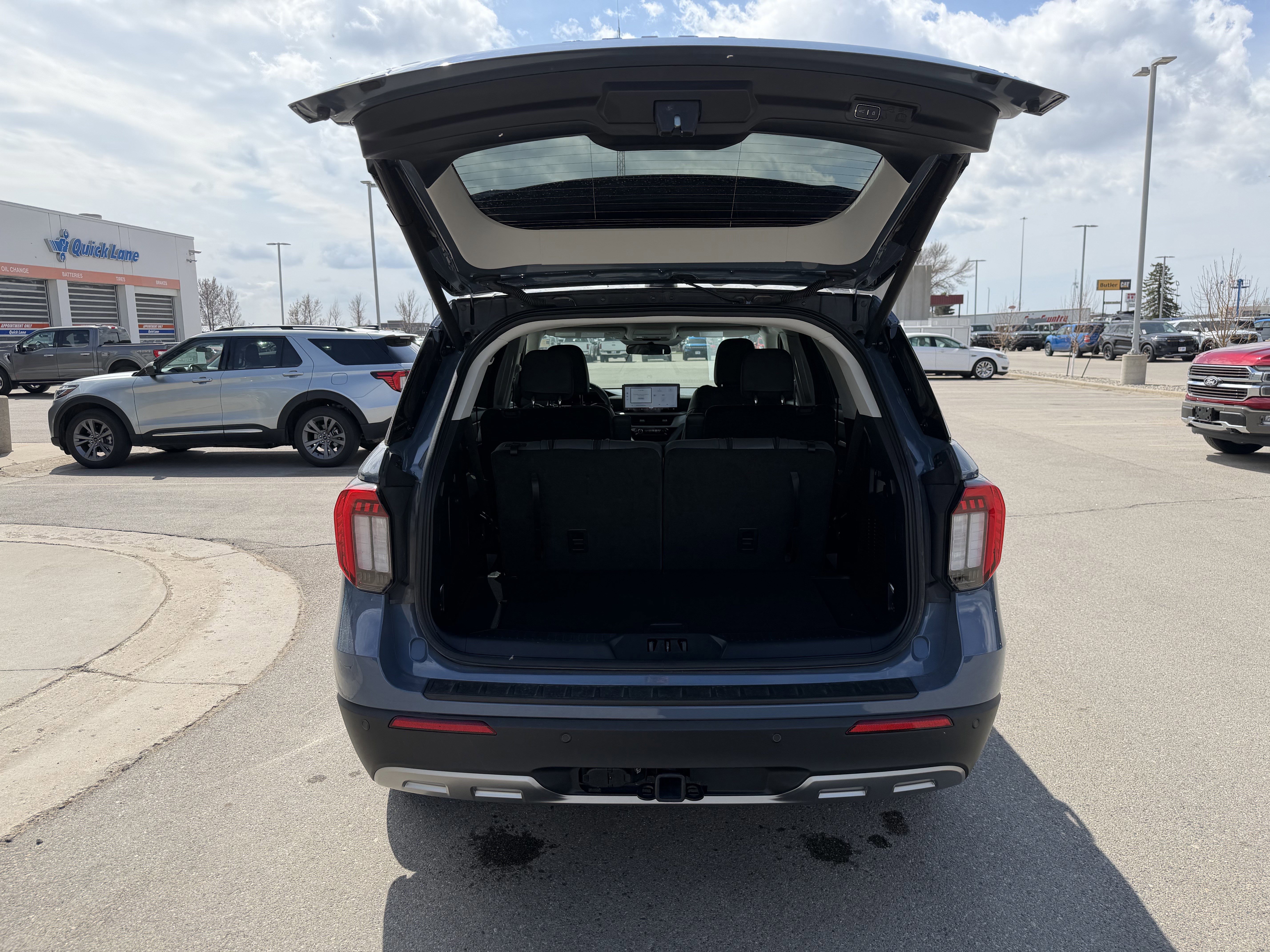 Certified 2025 Ford Explorer Active w/ Active Comfort Package AWD/4WD image 22