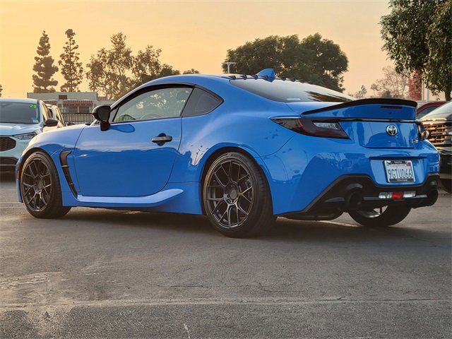 Used 2022 Toyota GR86 image 2