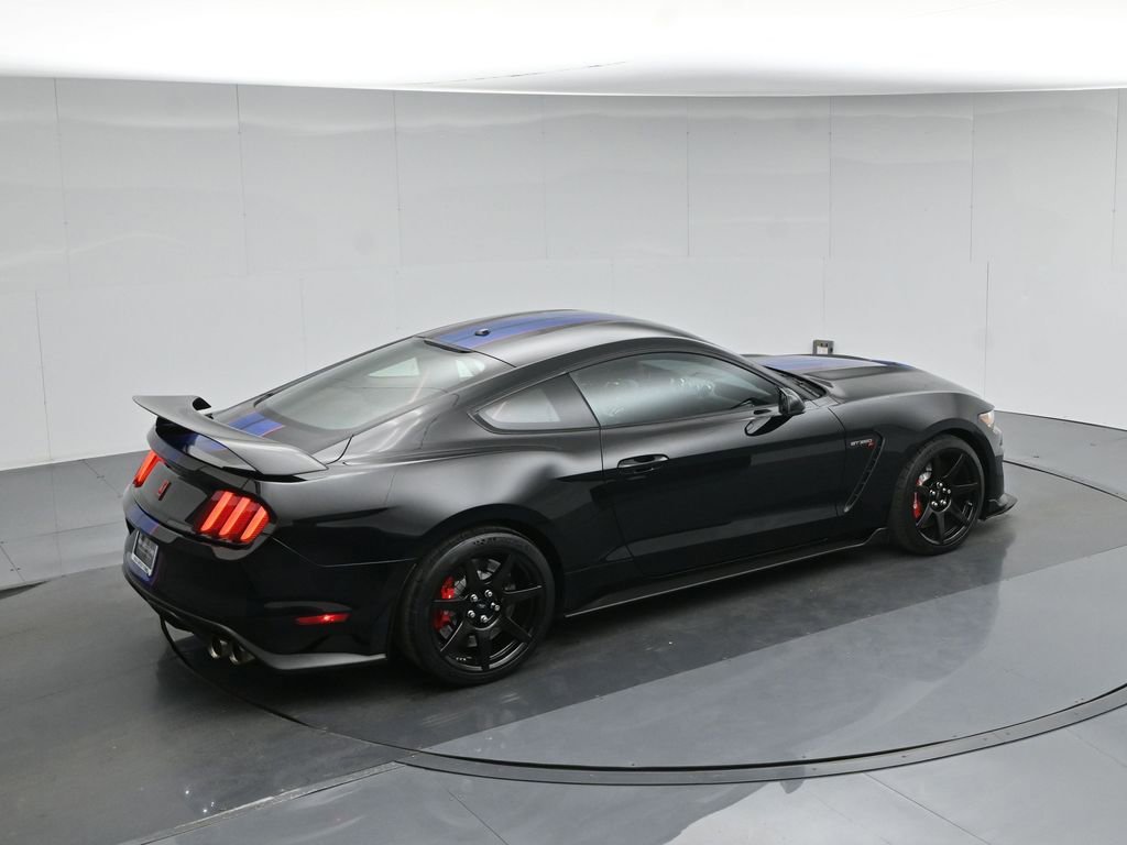 Certified 2017 Ford Mustang Shelby GT350R w/ GT350R Equipment Group 920A RWD image 37